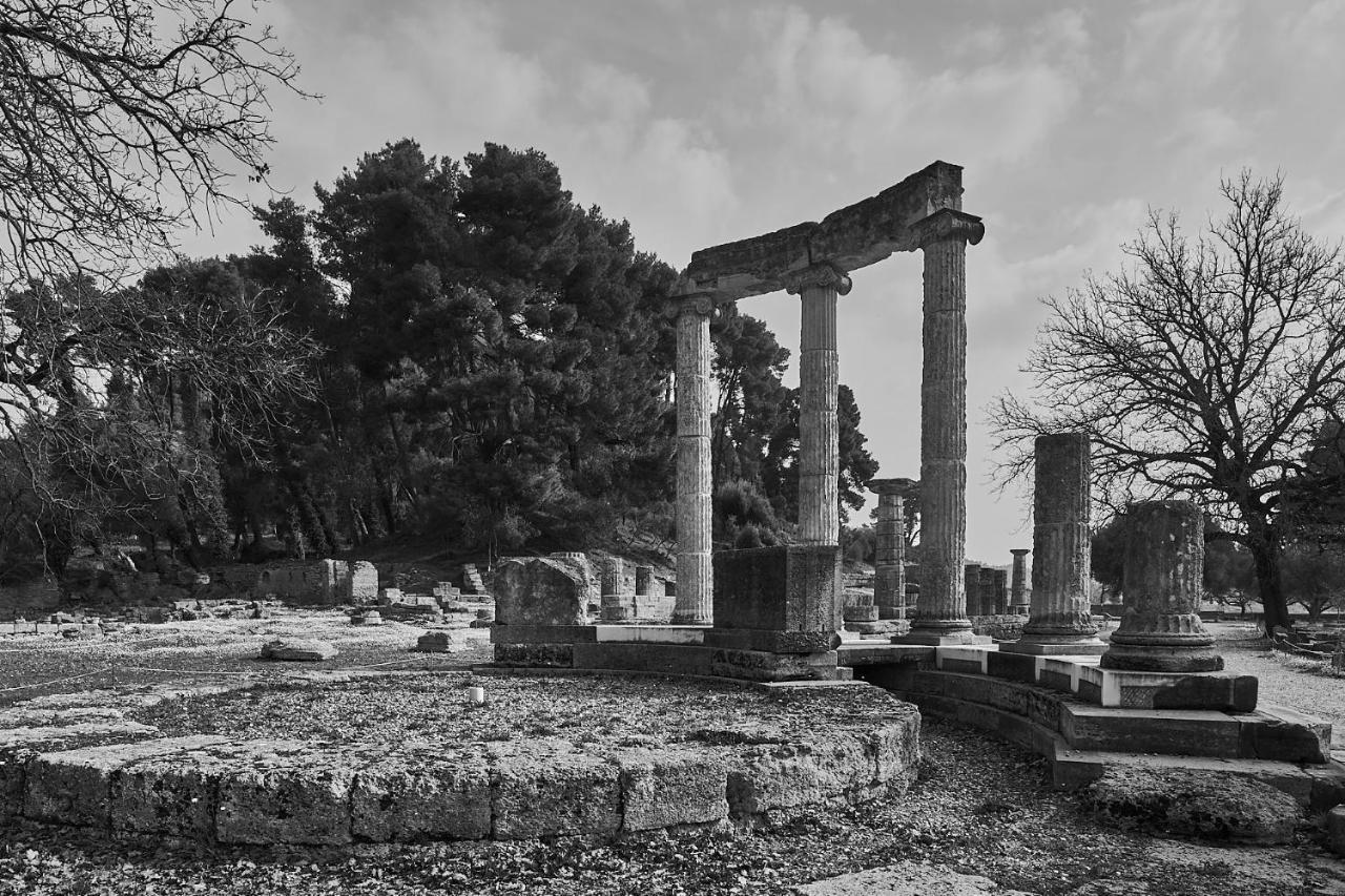 Stadium Ancient Olympia Exteriör bild